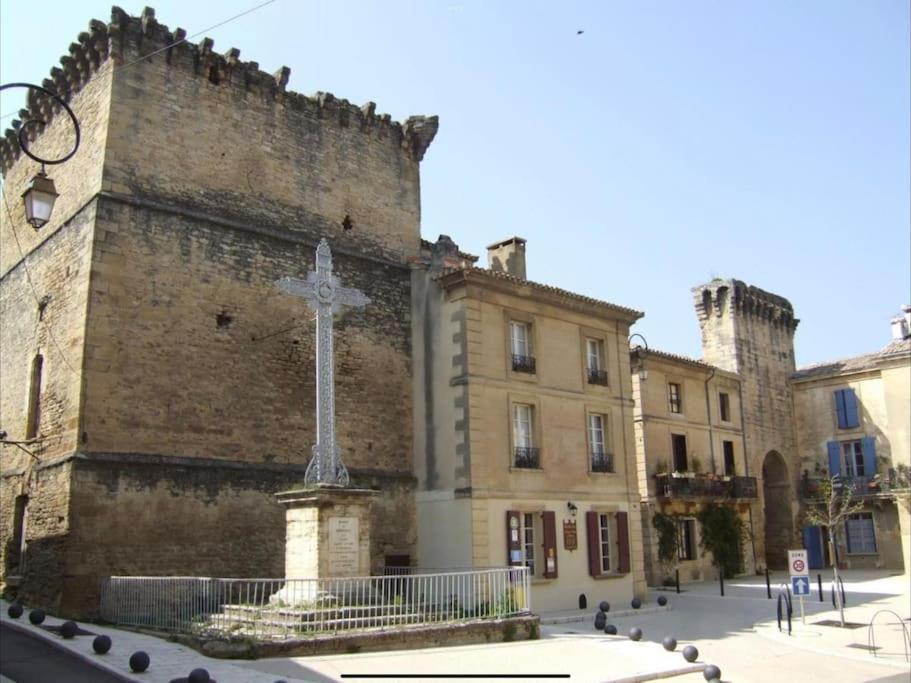 Chez Lydia - Osez La Vie De Chateau ! Pont Du Gard, Uzes เรอมูแล็งส์ ภายนอก รูปภาพ