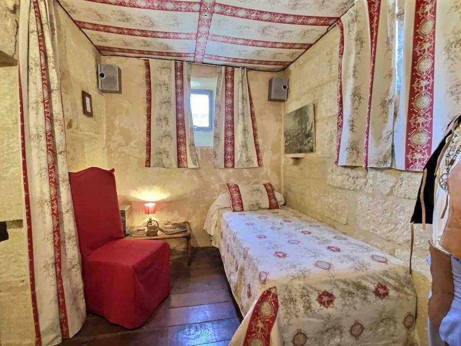 Chez Lydia - Osez La Vie De Chateau ! Pont Du Gard, Uzes เรอมูแล็งส์ ภายนอก รูปภาพ