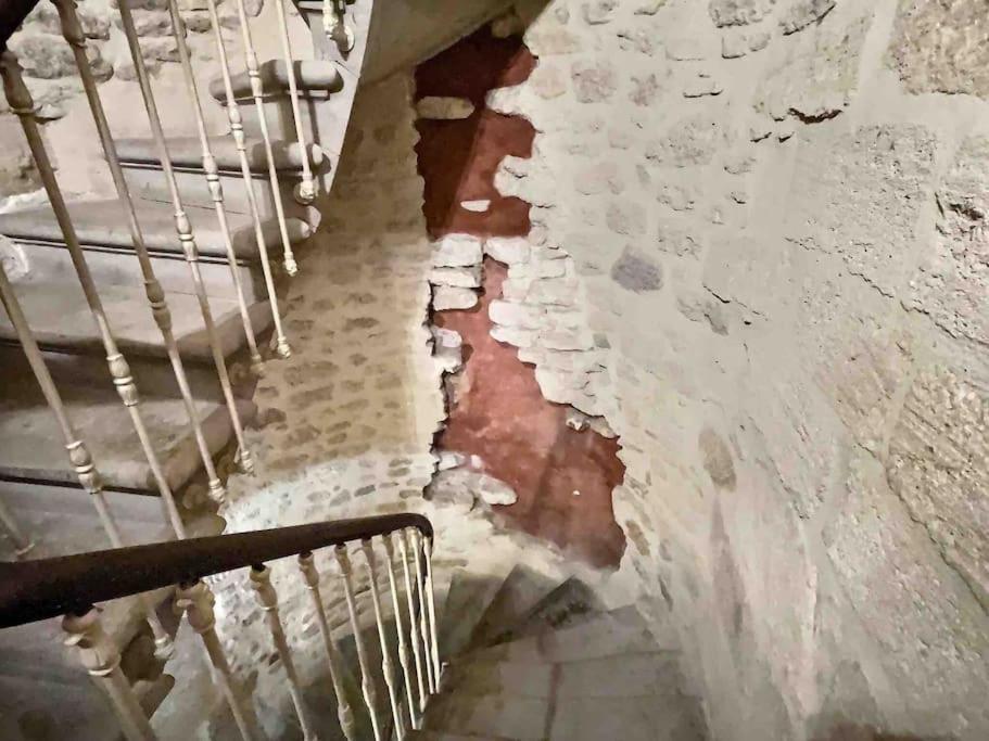 Chez Lydia - Osez La Vie De Chateau ! Pont Du Gard, Uzes เรอมูแล็งส์ ภายนอก รูปภาพ