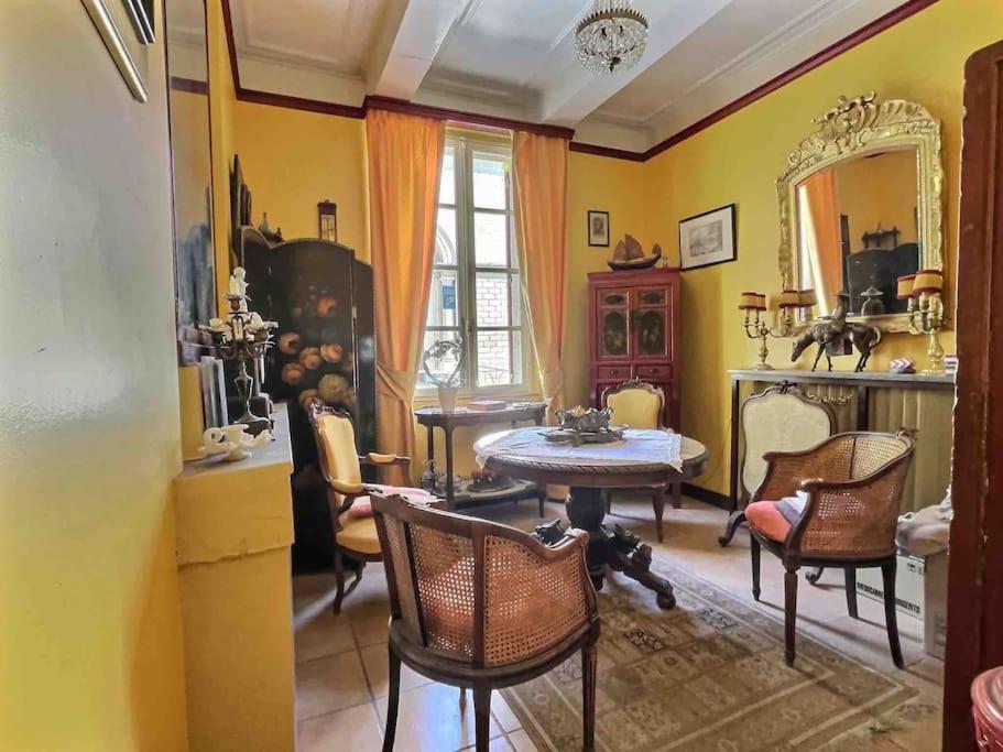 Chez Lydia - Osez La Vie De Chateau ! Pont Du Gard, Uzes เรอมูแล็งส์ ภายนอก รูปภาพ